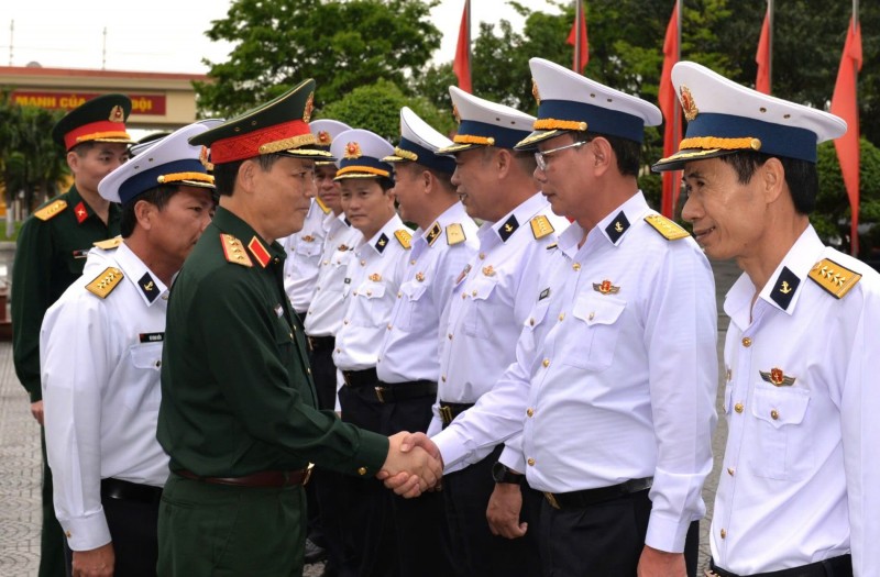 1.	Thượng tướng Phạm Trường Sơn thăm, kiểm tra Vùng 3 Hải quân. 