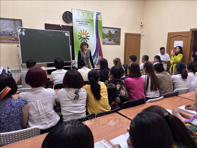 Lớp học tiếng Nga cho kiều bào Việt Nam tại Upha. Ảnh minh họa: Tâm Hằng/PV TTXVN tại LB Nga Lớp học tiếng Nga cho kiều bào Việt Nam tại Upha. Ảnh minh họa: Tâm Hằng/PV TTXVN tại LB Nga