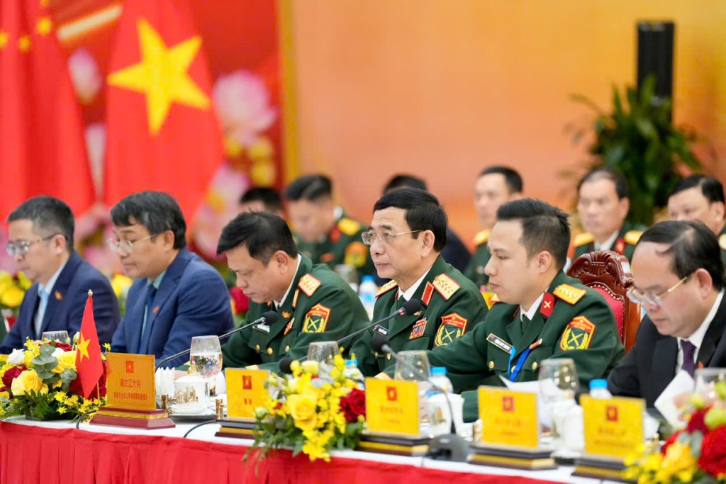 Giao lưu hữu nghị quốc ph&ograve;ng bi&ecirc;n giới Việt Nam - Trung Quốc lần thứ 10