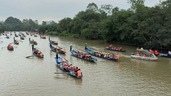 gan 400 dai bieu dai su tham gia du xuan huu nghi 2026 tai chua huong
