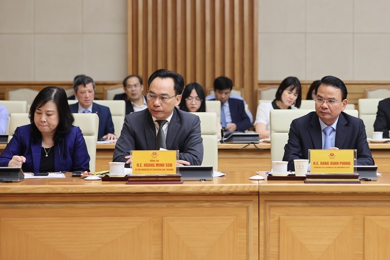 Thủ tướng đối thoại với doanh nghiệp Nhật Bản: Môi trường đầu tư của Việt Nam sẽ trở thành ưu thế nổi trội