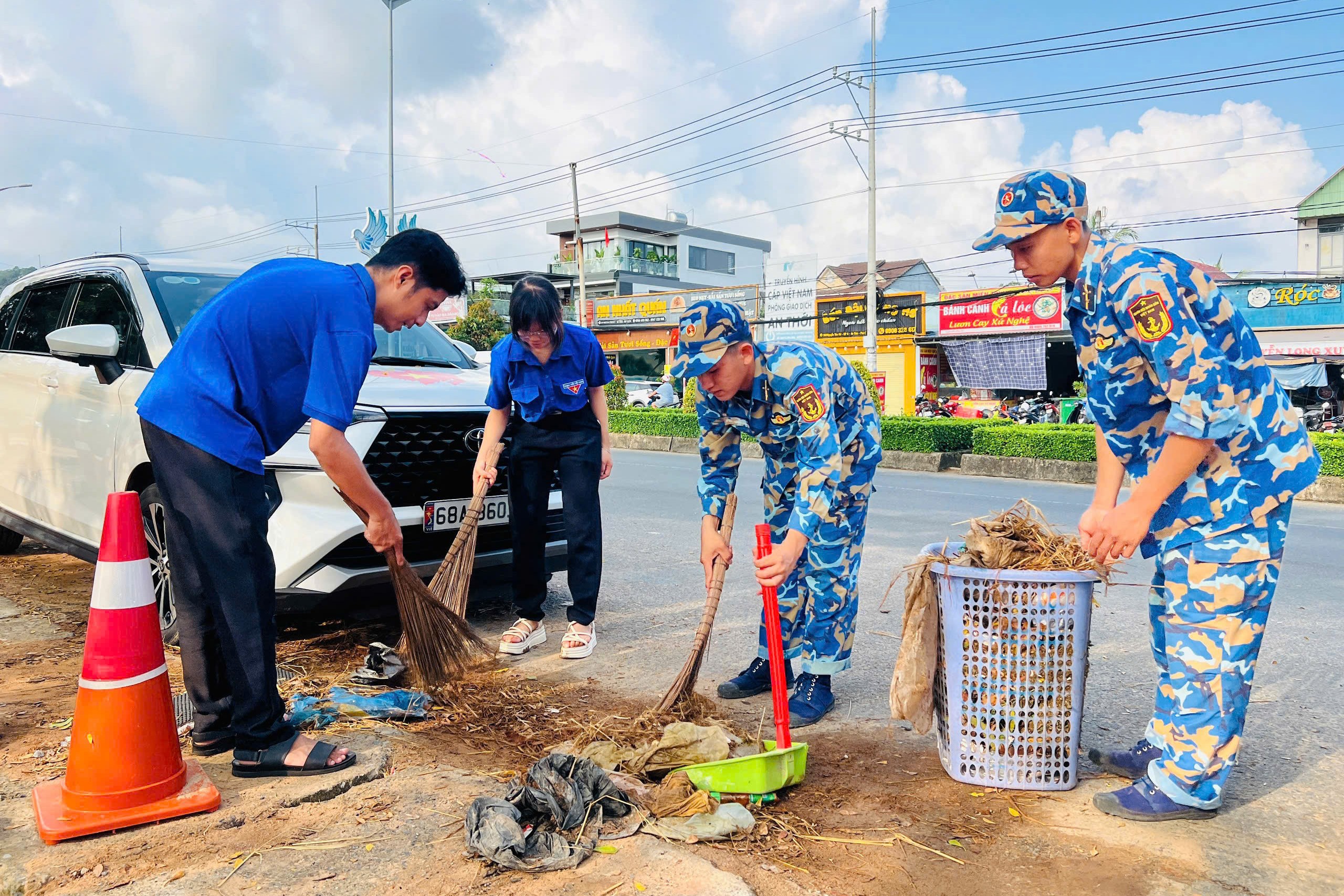 Vùng 5 Hải quân tổ chức “Ngày Chủ nhật xanh” Vùng 5 Hải quân tổ chức “Ngày Chủ nhật xanh”