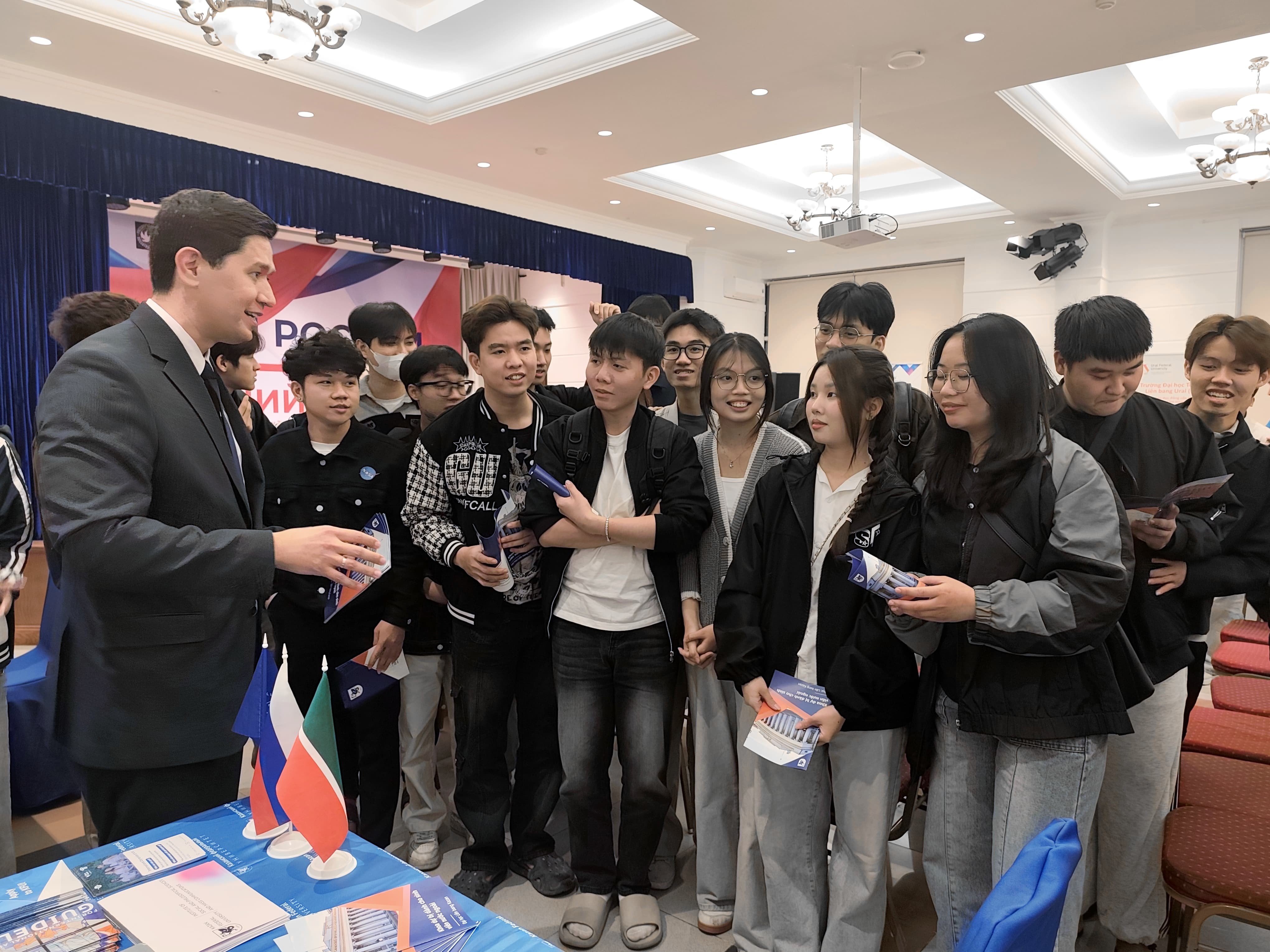 Hợp tác giáo dục Việt - Nga: Đào tạo đa ngành cho sinh viên Việt Nam