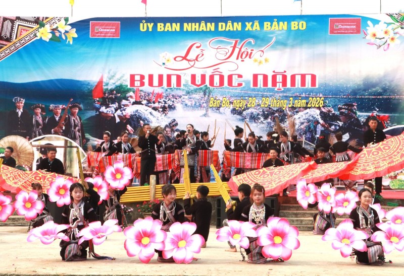 Đặc sắc Lễ hội Bun Vốc Nặm của đồng bào dân tộc Lào tại Lai Châu Đặc sắc Lễ hội Bun Vốc Nặm của đồng bào dân tộc Lào tại Lai Châu