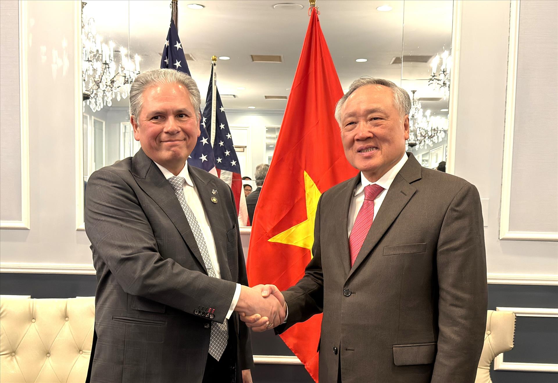 Doanh nghiệp Hoa Kỳ quan tâm mở rộng đầu tư vào tài chính - công nghệ tại Việt Nam