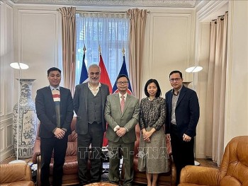 Việt Nam – Pháp tăng cường hợp tác làm sâu sắc quan hệ song phương