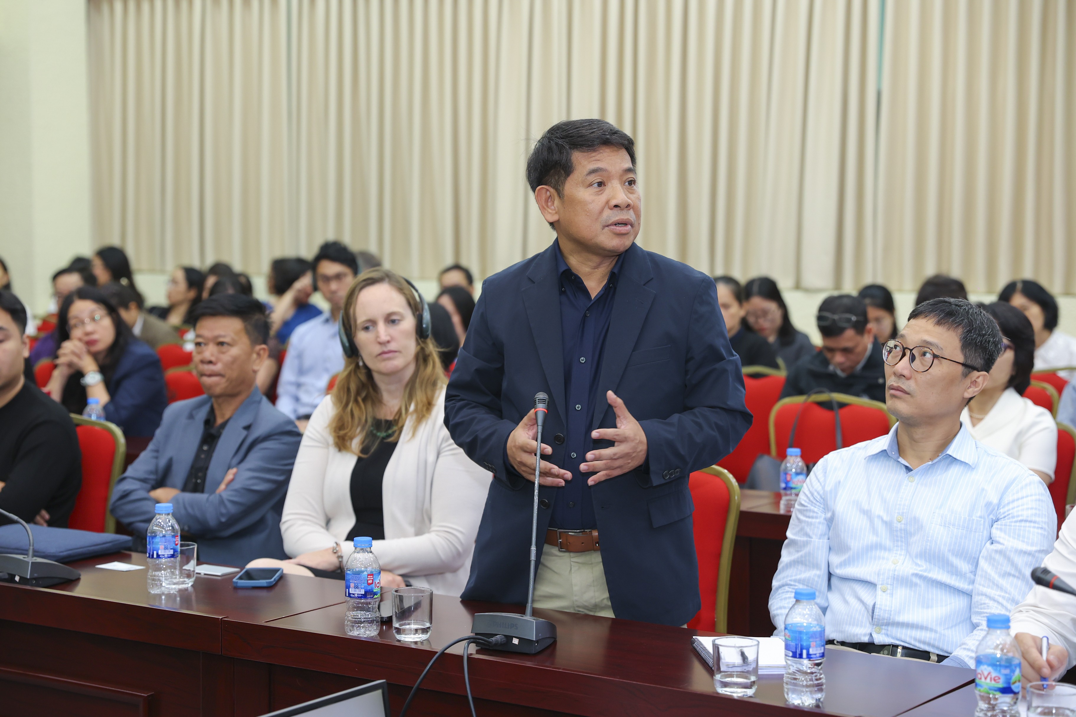 Chia sẻ thông tin, định hướng hợp tác với các tổ chức phi chính phủ nước ngoài năm 2026