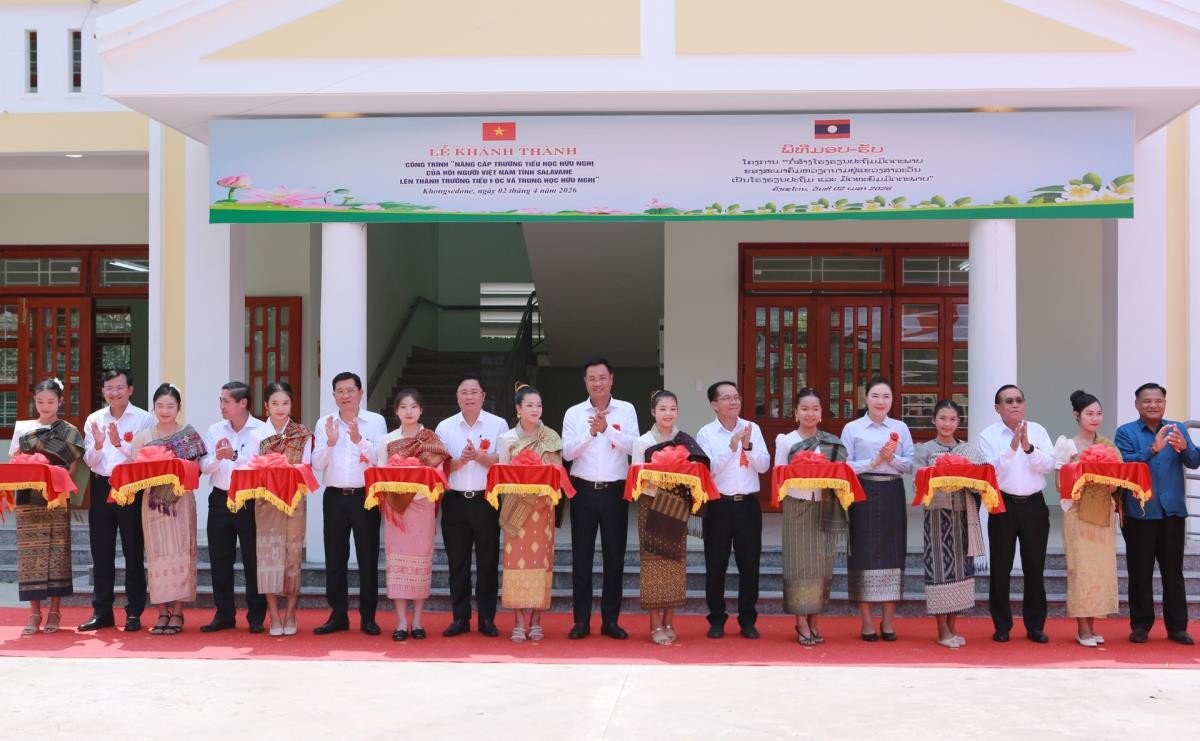 Đà Nẵng khánh thành và bàn giao Trường Tiểu học và Trung học Hữu nghị tại Salavan (Lào)