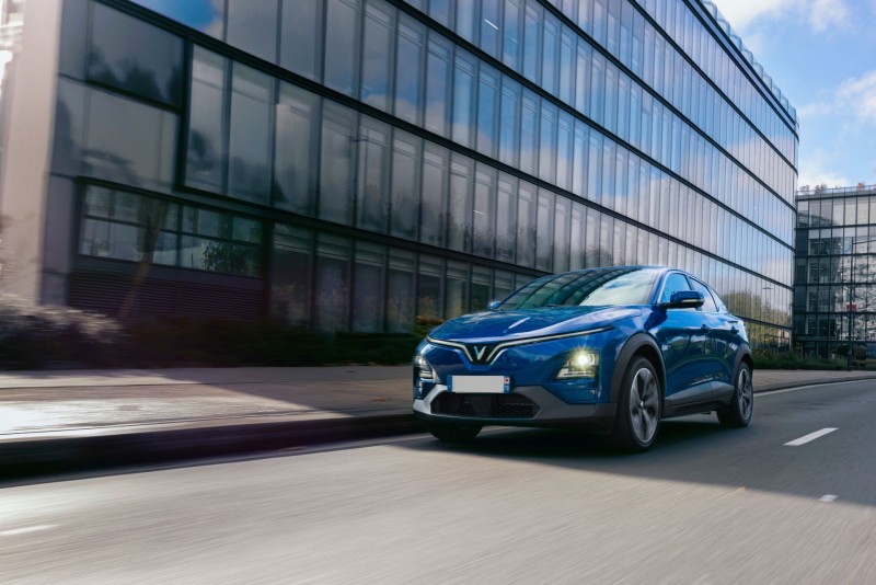 VinFast VF 6: Lời giải “trọn gói” cho bài toán mua xe đầu đời của gia đình trẻ