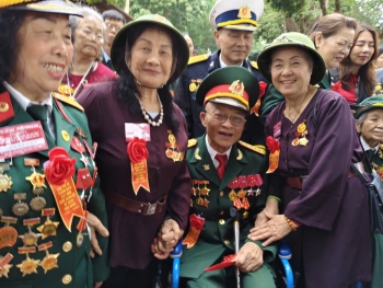 le xuan niem nguoi thuong binh viet tiep su vang bang buoc chan khong moi