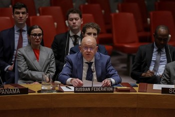 Tin quốc tế ngày 8/4: Nga, Trung Quốc phủ quyết nghị quyết về eo biển Hormuz, hơn 80 người mất tích do lật tàu tại Địa Trung Hải