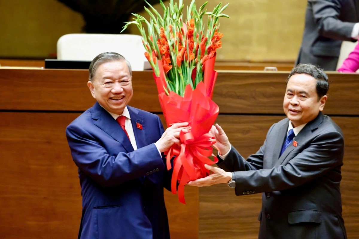 Lãnh đạo nhiều nước gửi điện, thư chúc mừng các nhà lãnh đạo chủ chốt của Việt Nam