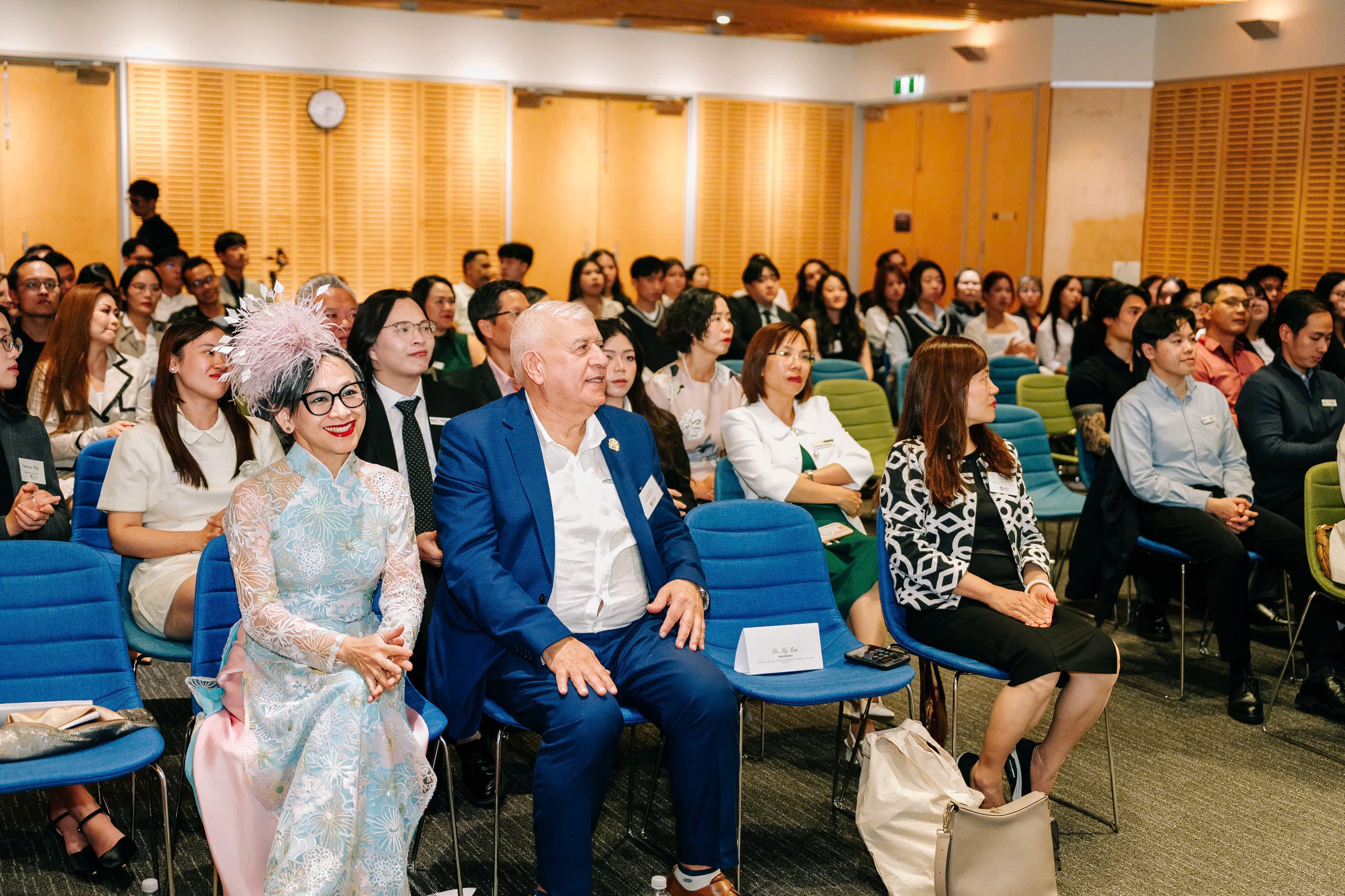 Mạng lưới Tài năng Việt – Úc (AVTN) chính thức ra mắt tại Tây Úc Mạng lưới Tài năng Việt – Úc (AVTN) chính thức ra mắt tại Tây Úc