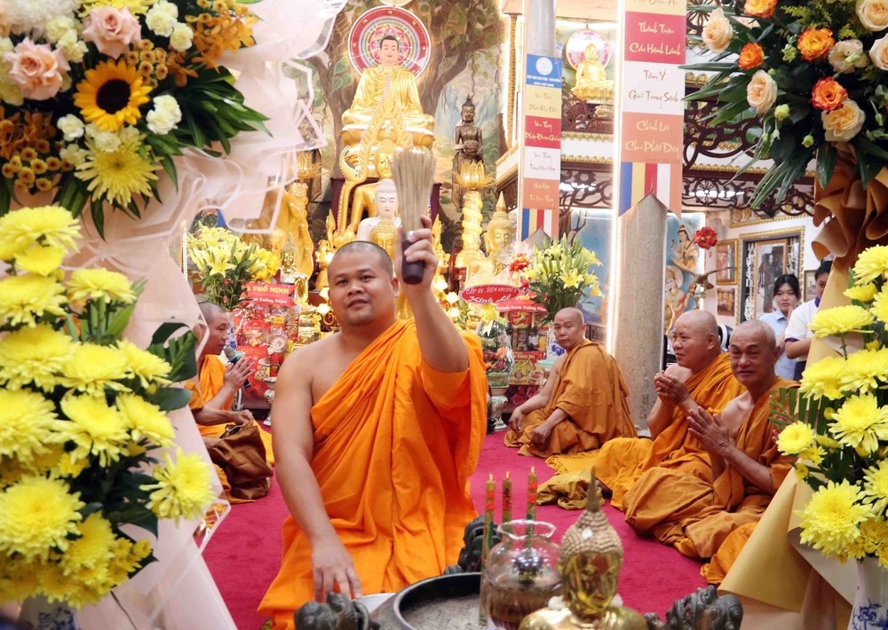 Sắc màu Tết cổ truyền Campuchia - Lào - Thái Lan rực rỡ tại thành phố Hồ Chí Minh