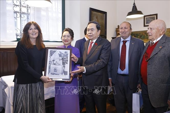 Dấu ấn Chủ tịch Hồ Chí Minh tại Milan: Nhịp cầu kết nối tình hữu nghị Việt Nam - Italy Dấu ấn Chủ tịch Hồ Chí Minh tại Milan: Nhịp cầu kết nối tình hữu nghị Việt Nam - Italy