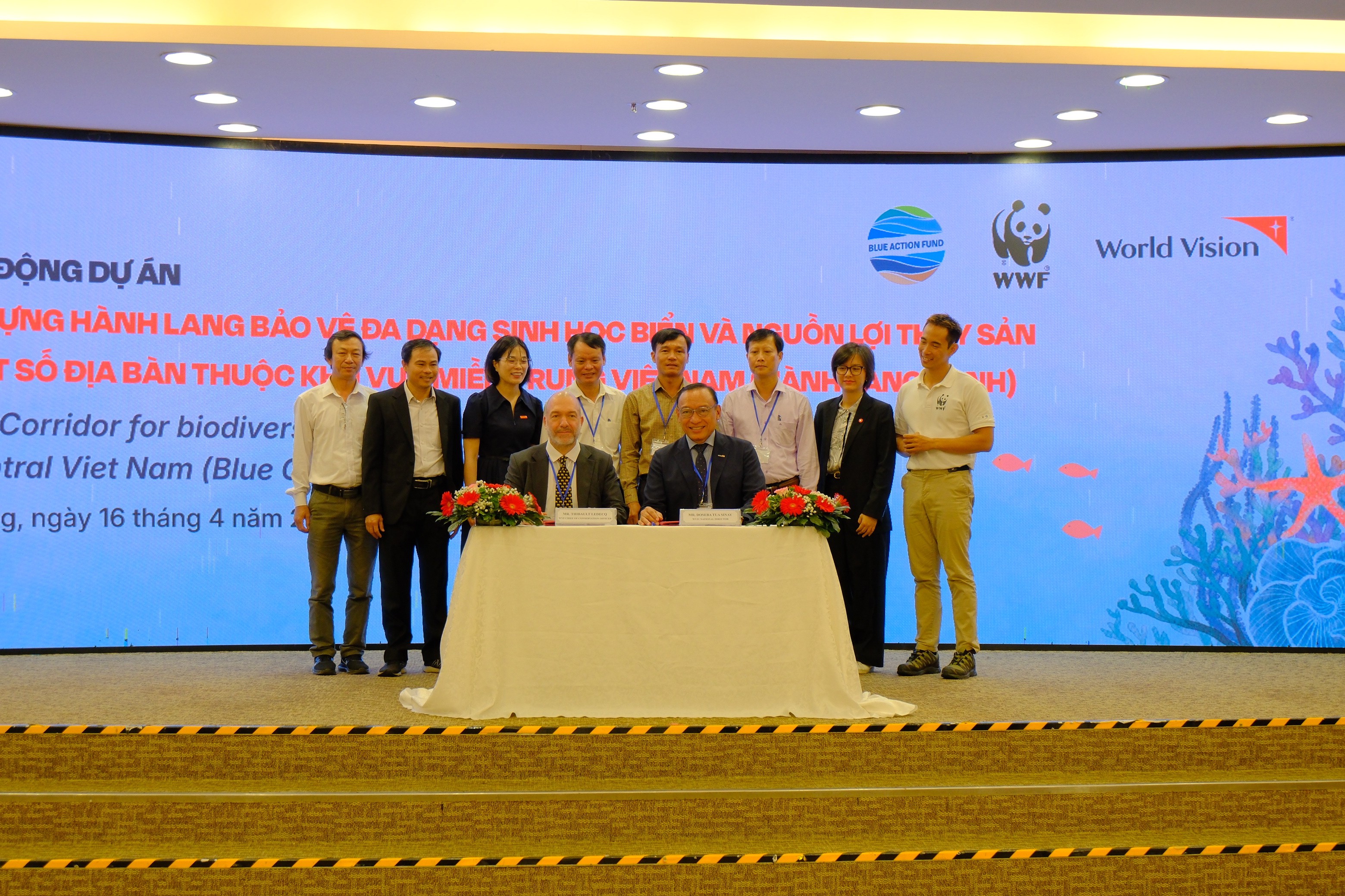 Khởi động dự án 