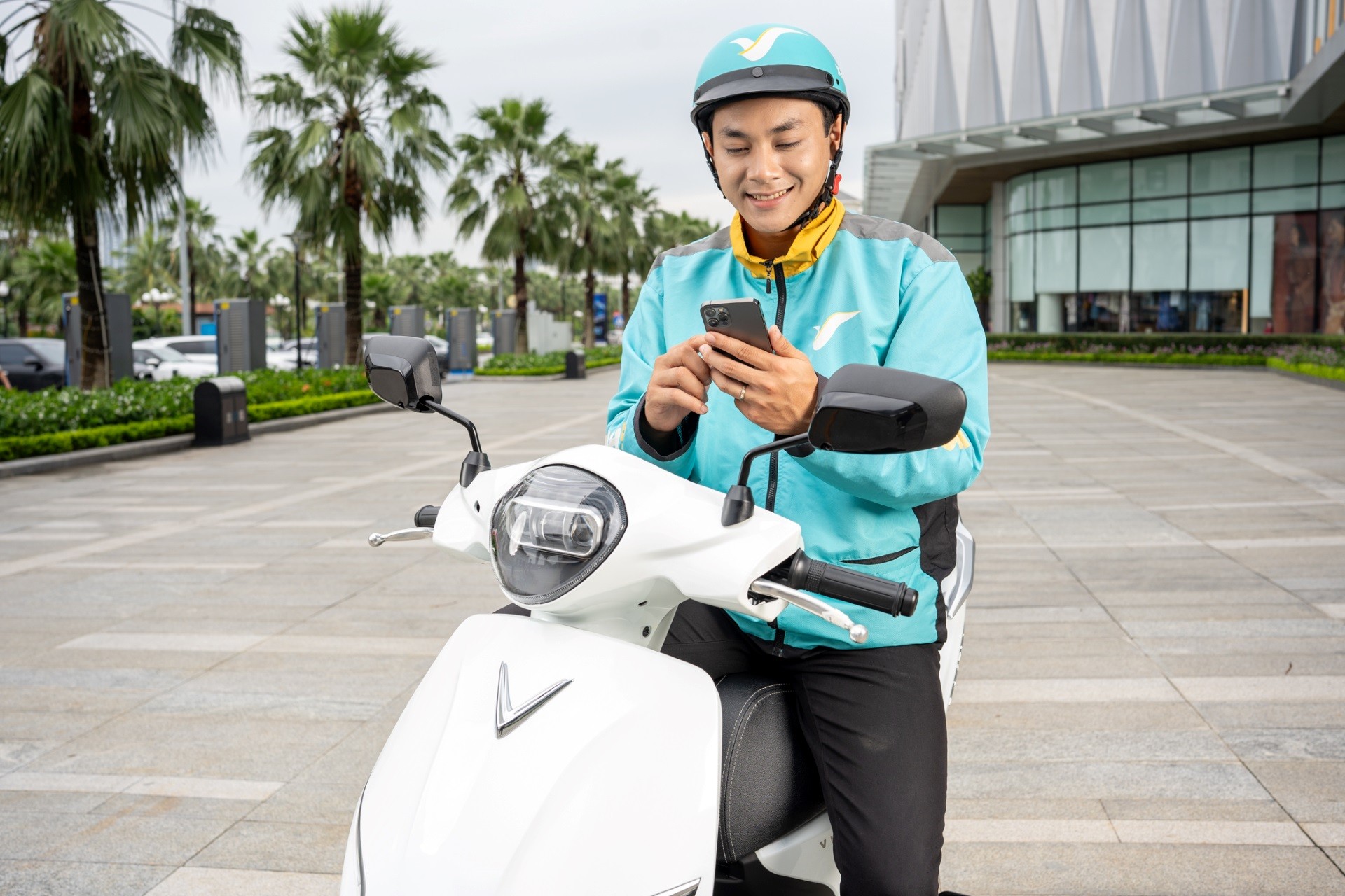 Ảnh: Green SM triển khai chính sách đảm bảo thu nhập và cuốc xe ổn định cho tài xế.