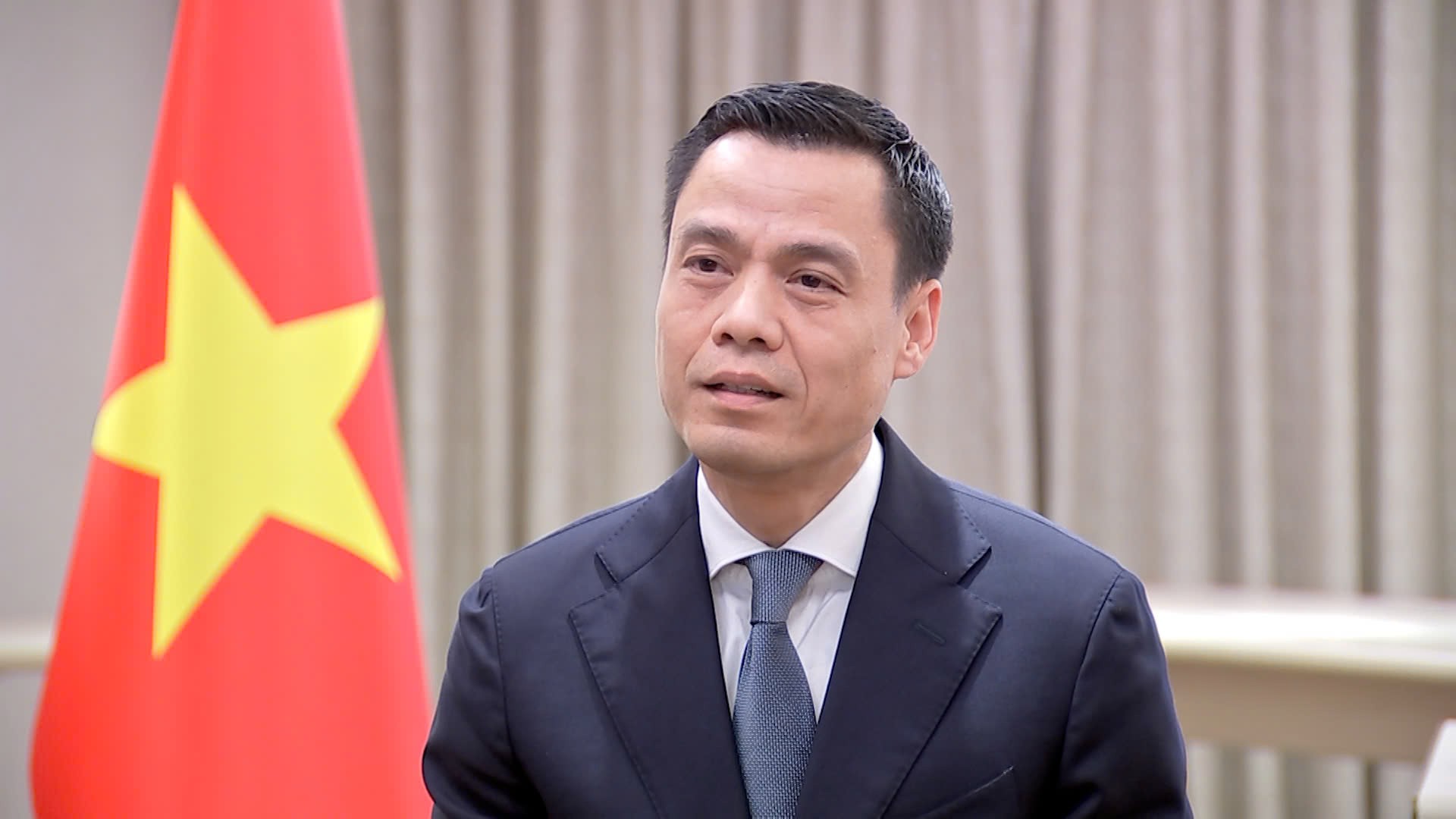  Thứ trưởng Bộ Ngoại giao Đặng Hoàng Giang. (Ảnh: Cổng TTĐT Quốc hội)