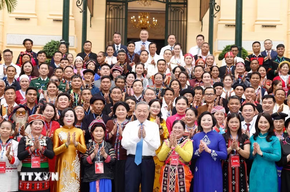 Tổng Bí thư, Chủ tịch nước: Già làng, trưởng bản góp phần củng cố khối đại đoàn kết toàn dân tộc