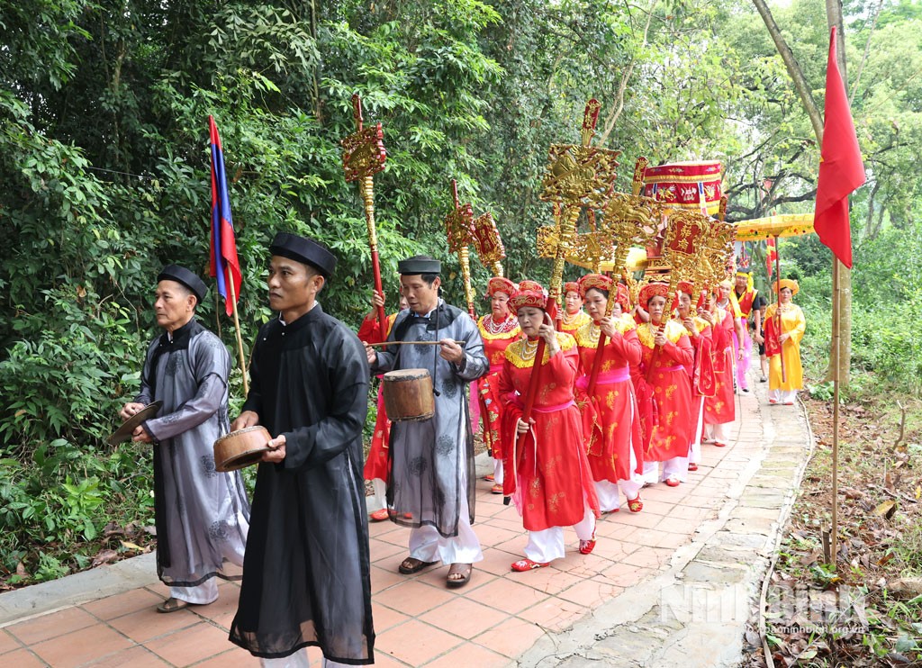  nghị lễ rước kiệu tại lễ hội. (Ảnh: