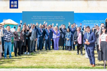 ngay tieng trung va lien hoan phim truyen hinh o nuoc ngoai lan thu 6 cua cmg tai thuy si