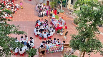 khi nhung trang sach mo cua tri thuc cho tre em vung bien muong nhe