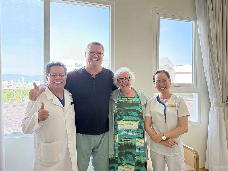 Vinmec Đà Nẵng cứu sống du khách quốc tế bị tắc mạch phổi nguy kịch trên tàu du lịch