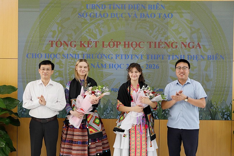 Điện Biên: 50 học sinh dân tộc thiểu số hoàn thành khóa học tiếng Nga đầu tiên