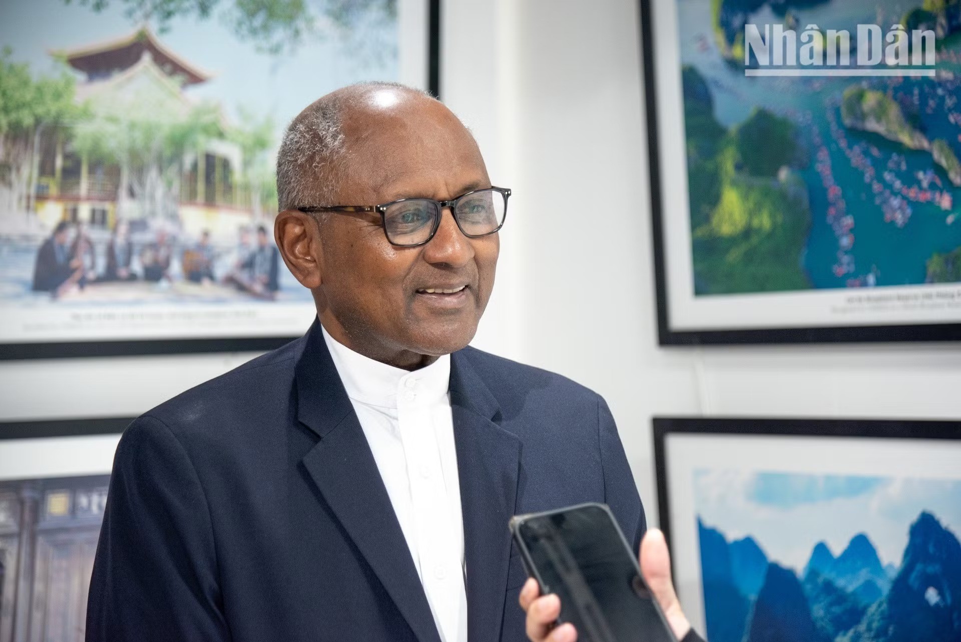 Ông Firmin Edouard Matoko, nguyên Trợ lý Tổng Giám đốc UNESCO phụ trách quan hệ quốc tế và phát triển. (Ảnh: Báo Nhân Dân)