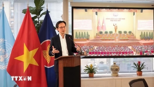 Đưa Nghị quyết thành hành động: Khẳng định nhất quán đường lối đối ngoại