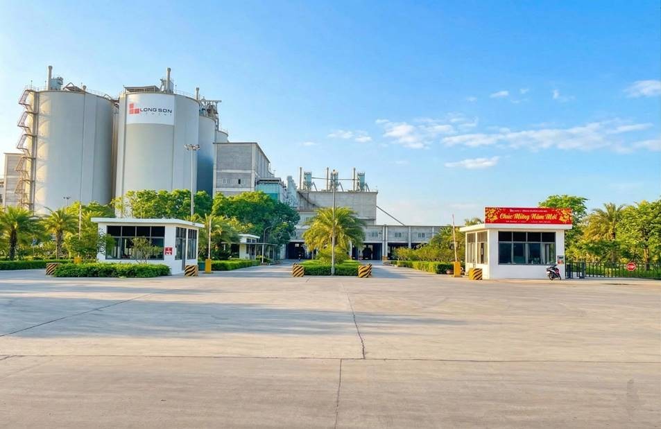 Công ty Xi măng Long Sơn tại phường Bỉm Sơn, tỉnh Thanh Hóa