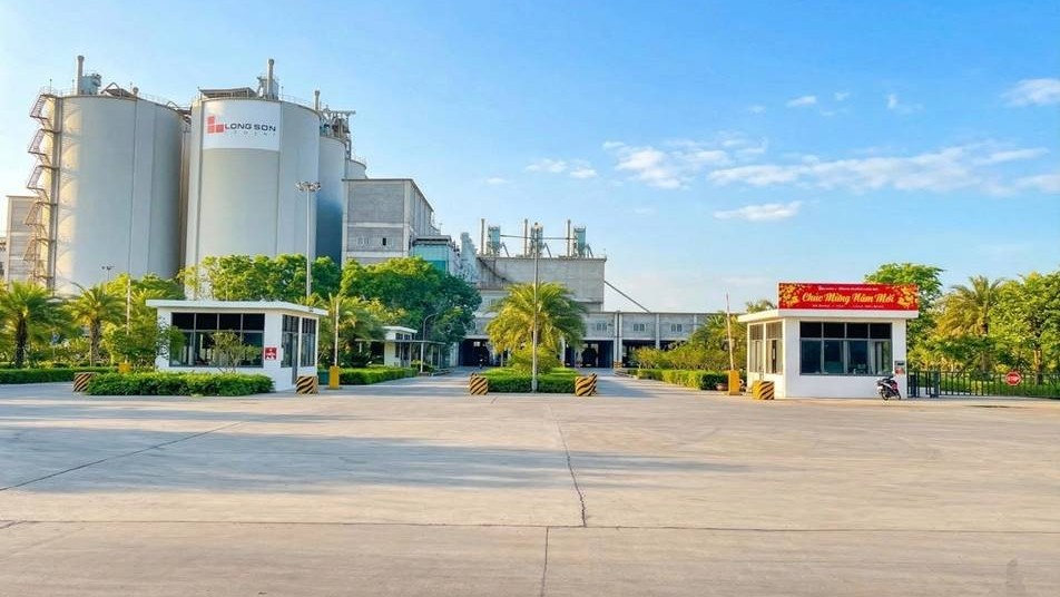 Công ty Xi măng Long Sơn chào mừng ngày Giải phóng miền Nam 30/4 và Quốc tế lao động 1/5