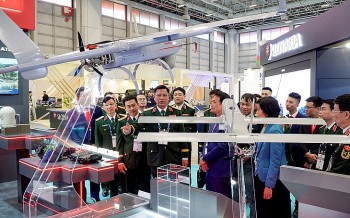 viet nam gioi thieu nhieu san pham cong nghe quoc phong tai trien lam saha 2026