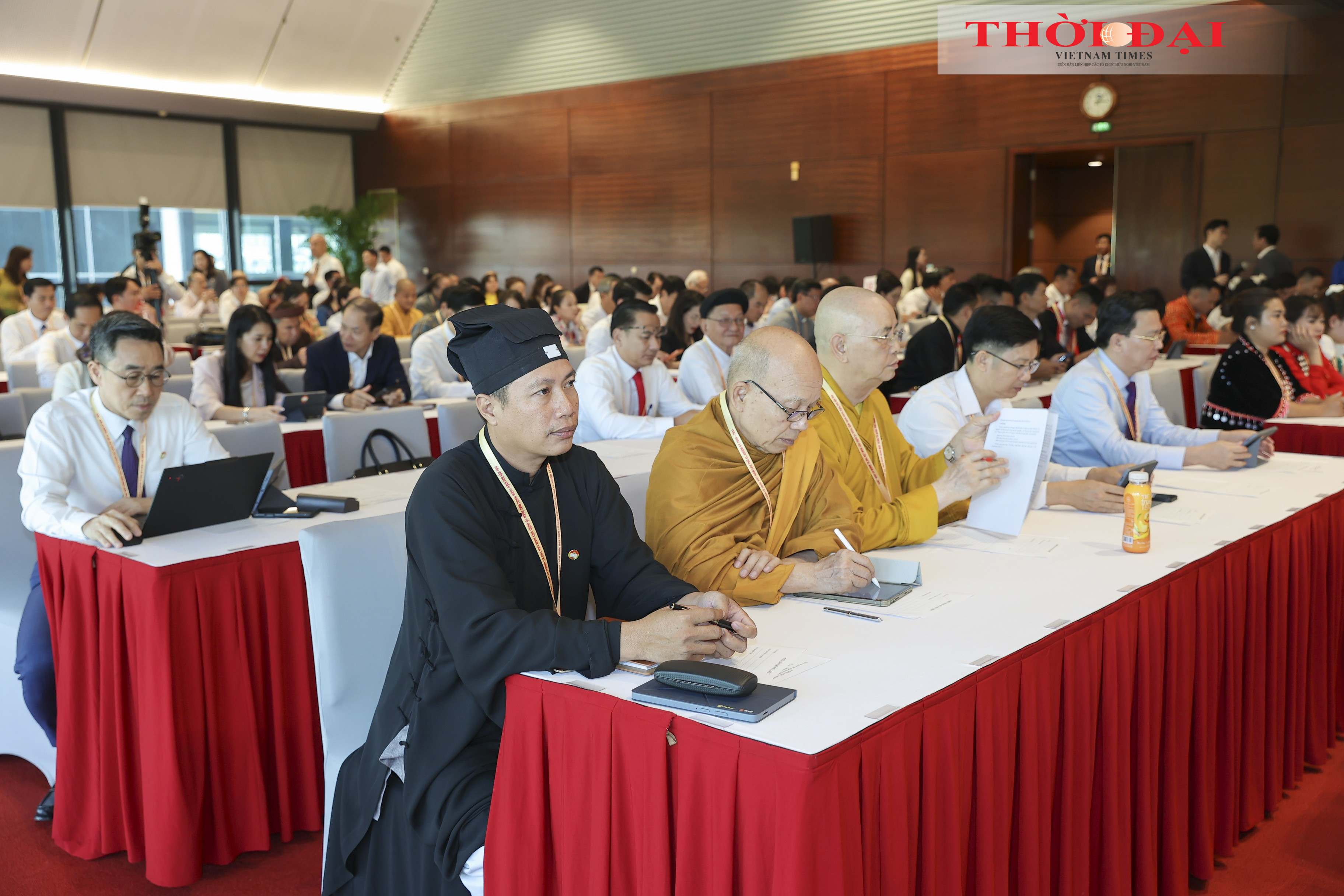 Đề xuất cơ chế phát huy nguồn lực kiều bào, nâng cao hiệu quả đối ngoại nhân dân
