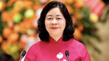chu tich uy ban trung uong mttq viet nam chuc mung dai le phat dan nam 2026