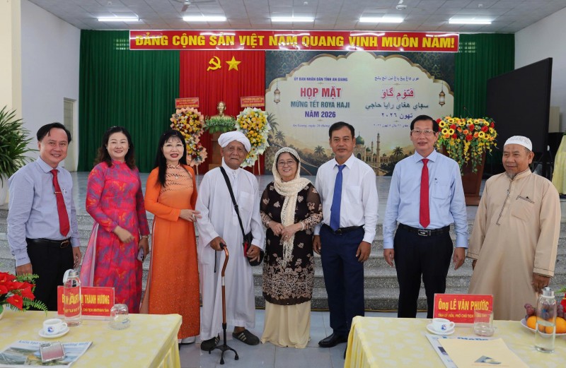 Giữ trọn nét đẹp Tết Roya Haji trong đời sống đồng bào Chăm ở An Giang