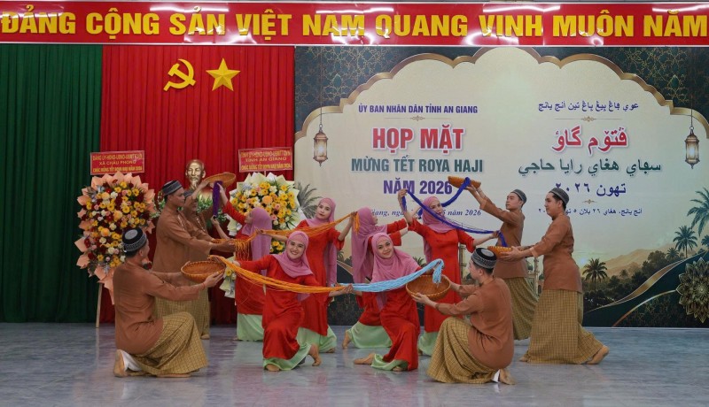 Giữ trọn nét đẹp Tết Roya Haji trong đời sống đồng bào Chăm ở An Giang