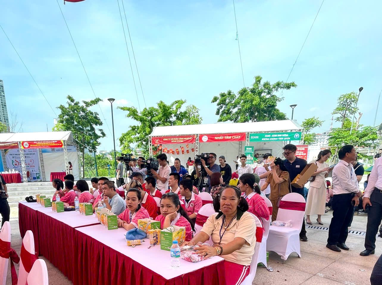 Trao yêu thương, tiếp sức trẻ em yếu thế nhân Ngày Quốc tế Thiếu nhi 1/6