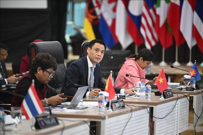 Thứ trưởng Bộ Ngoại giao Đặng Hoàng Giang, Trưởng đoàn Quan chức cao cấp (SOM) ASEAN Việt Nam phát biểu. Ảnh: TTXVN phát