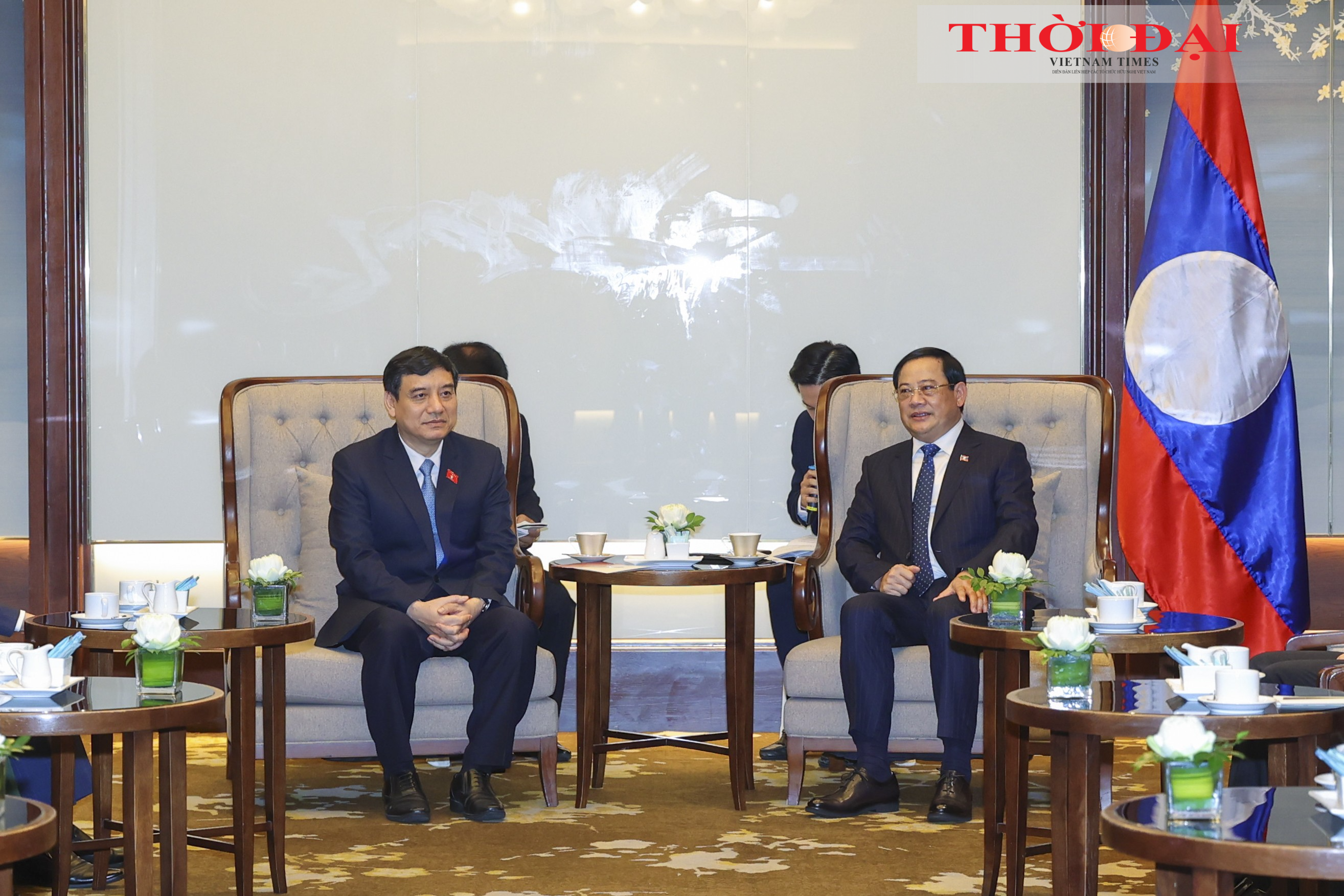 Thủ tướng Sonexay Siphandone tiếp Đoàn Hội hữu nghị Việt Nam - Lào do ông Nguyễn Đắc Vinh, Ủy viên Trung ương Đảng, Chủ nhiệm Ủy ban Văn hóa và Xã hội của Quốc hội, Chủ tịch Hội hữu nghị Việt Nam - Lào dẫn đầu. (Ảnh: Đinh Hòa) Thủ tướng Sonexay Siphandone tiếp Đoàn Hội hữu nghị Việt Nam - Lào do ông Nguyễn Đắc Vinh, Ủy viên Trung ương Đảng, Chủ nhiệm Ủy ban Văn hóa và Xã hội của Quốc hội, Chủ tịch Hội hữu nghị Việt Nam - Lào dẫn đầu. (Ảnh: Đinh Hòa)