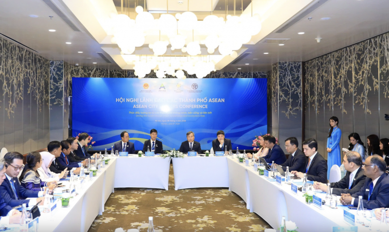 Sự kiện thu hút nhiều lãnh đạo của các thành phố thuộc khối ASEAN. (Ảnh: T.L)