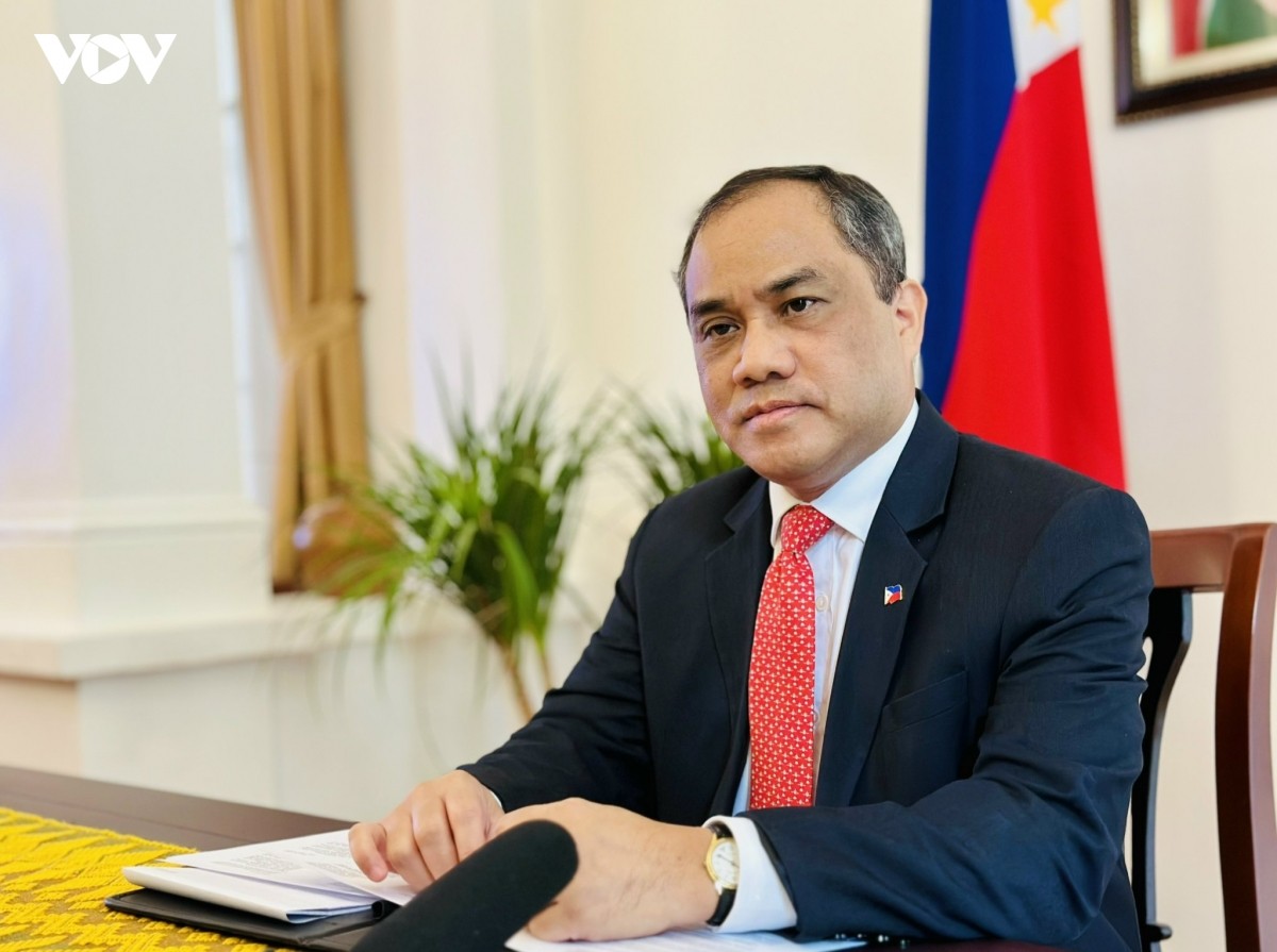 Đại sứ Philippines tại Việt Nam Francisco Noel R. Fernandez III Đại sứ Philippines tại Việt Nam Francisco Noel R. Fernandez III