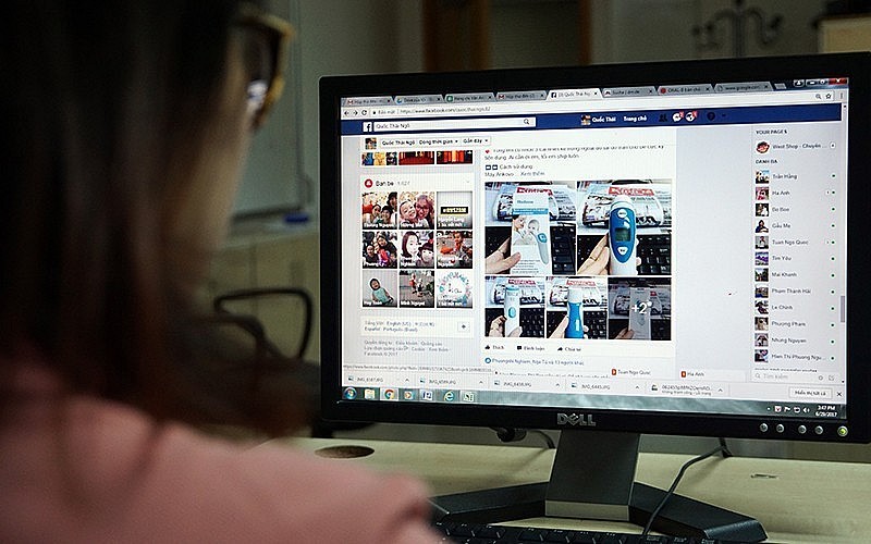 Mua hàng qua livestream: Tiện lợi nhưng đừng bỏ quên quyền lợi của mình Mua hàng qua livestream: Tiện lợi nhưng đừng bỏ quên quyền lợi của mình