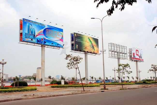 Quảng cáo ngoài trời: Đẹp thôi chưa đủ, còn phải an toàn Quảng cáo ngoài trời: Đẹp thôi chưa đủ, còn phải an toàn
