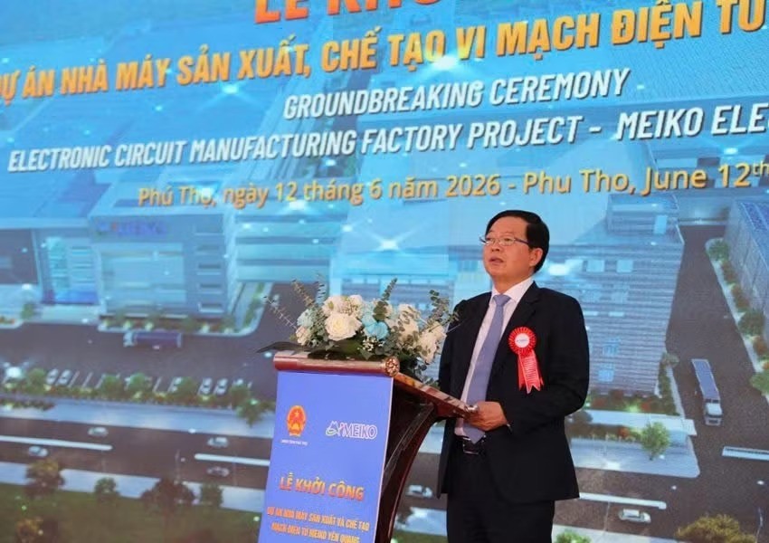 Phó Thủ tướng Hồ Quốc Dũng phát biểu tại buổi lễ.