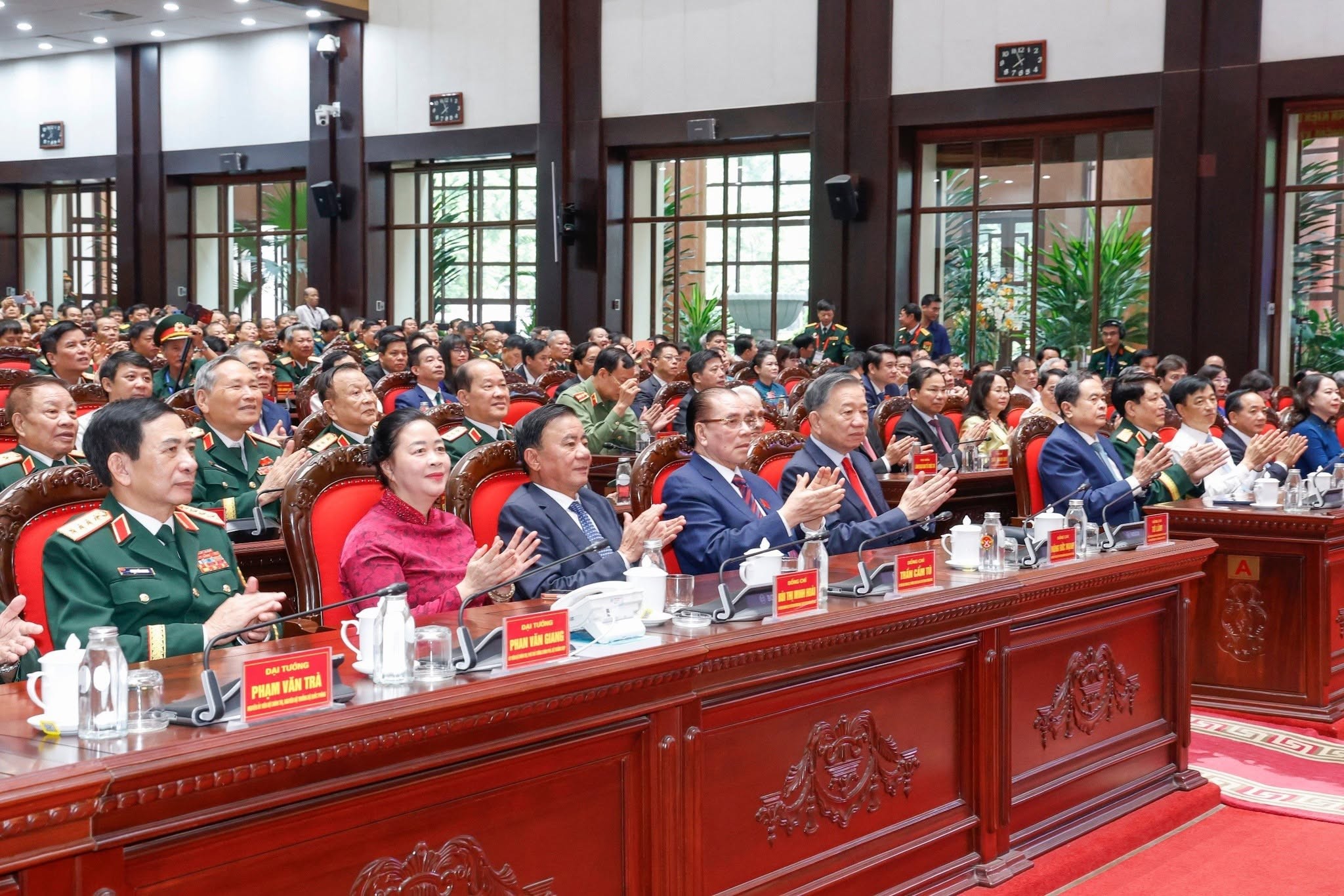 Tổng Bí thư, Chủ tịch nước Tô Lâm cùng các đại biểu tham dự Đại hội 