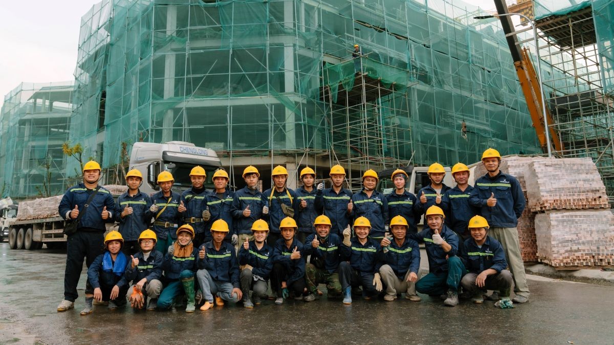 Mức thu nhập của công nhân xây dựng tại VinCons dao động từ 14 – 33 triệu Mức thu nhập của công nhân xây dựng tại VinCons dao động từ 14 – 33 triệu