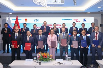 thu tuong le minh hung chung kien cong bo 3 duong bay moi toi nga