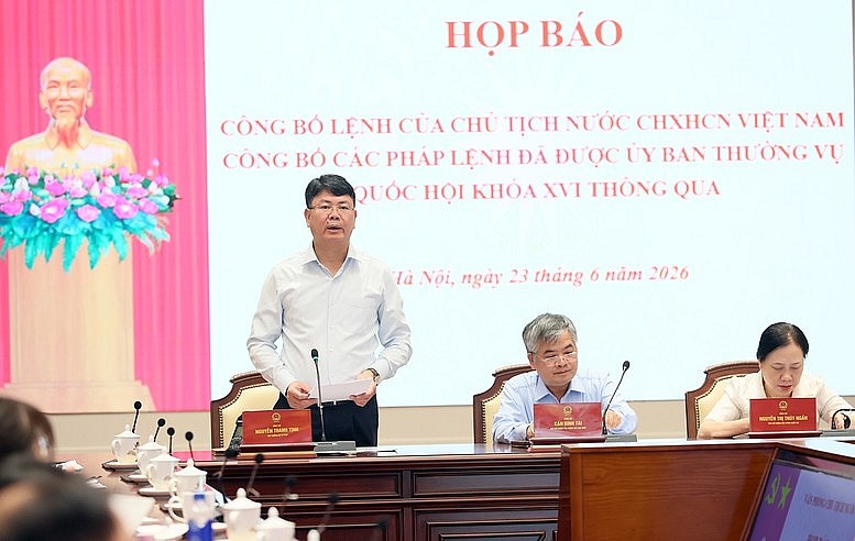 ông bố Lệnh của Chủ tịch nước về 2 Pháp lệnh sẽ có hiệu lực vào 1/7/2026 Công bố Lệnh của Chủ tịch nước về 2 Pháp lệnh sẽ có hiệu lực vào 1/7/2026