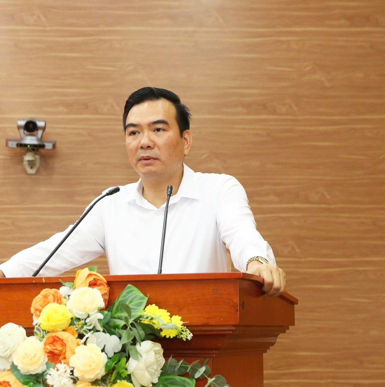 giai phap cot loi nang cao chat luong cong tac du luan xa hoi trong thoi dai so